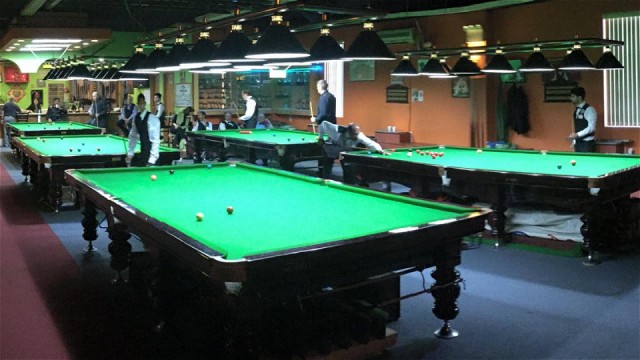 Group play in action at the 2015 United States National Snooker Championship - Photo  SnookerUSA.com