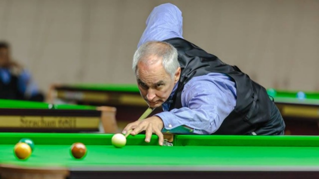 Jeff Szafransky pictured in action during his Masters' Event Group C match against Johny Moerman -  Qatar Billiards & Snooker Federation