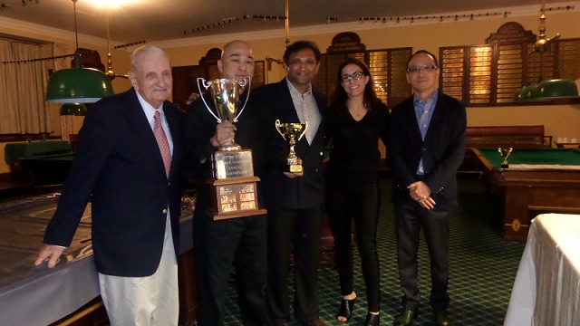 Pictured with Raymond Fung is Tom Kollins (far left), the record five-times champion and Vice-President of the United States Snooker Association (USSA), Ajeya Prabhakar (center), the president of the USSA, Kristin Barbato (second right) and Vincent Ji, NYAC billiard room committee members - Photo  SnookerUSA.com