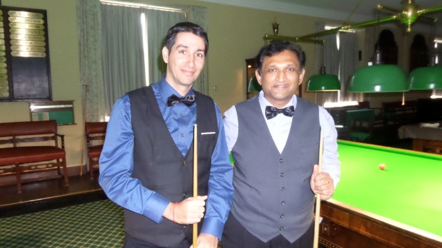 Omar Balsara (left) and Ajeya Prabhakar pictured before their quarterfinal battle - Photo  SnookerUSA.com